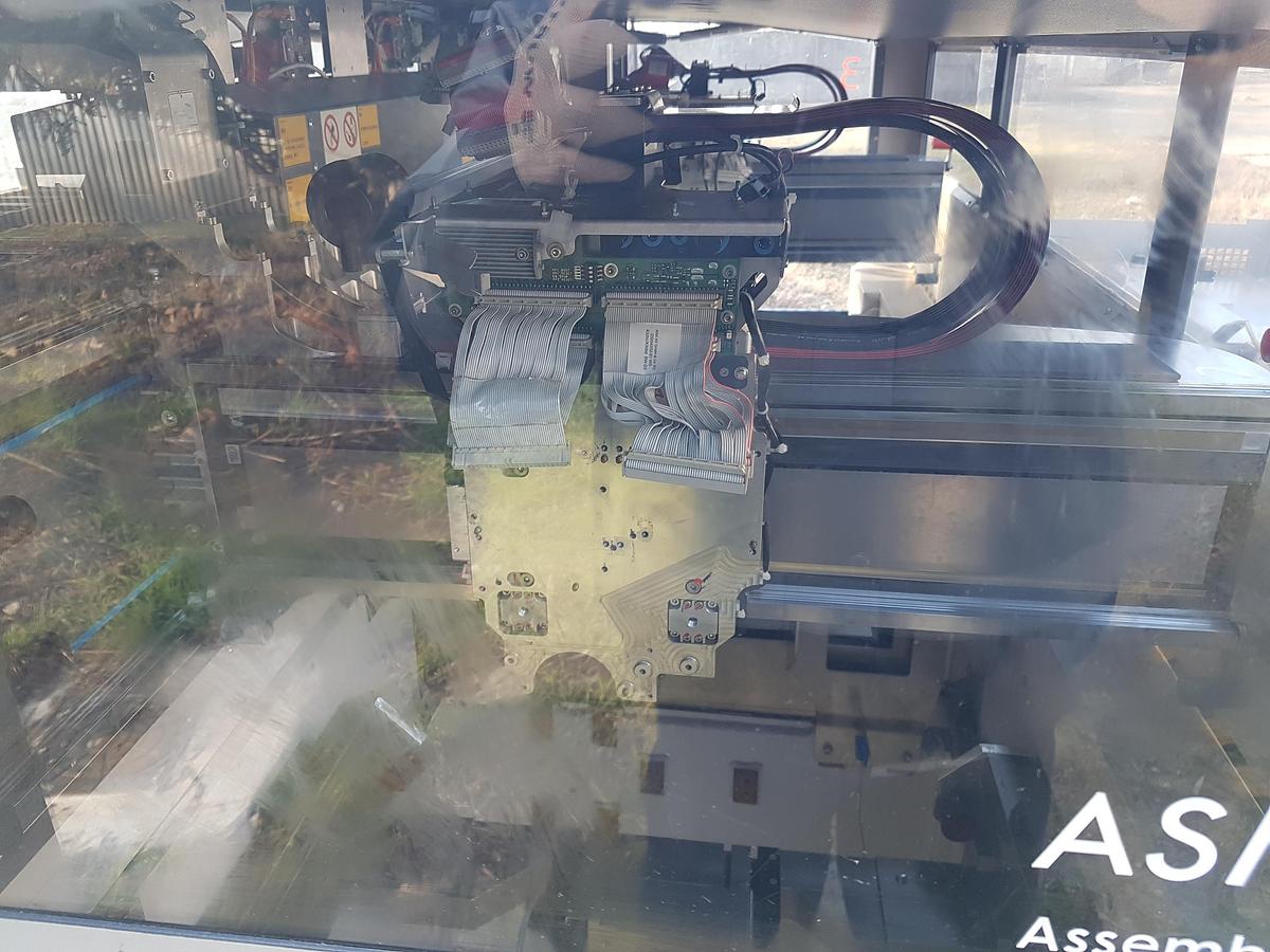 Used Siemens Siplace SMT Machines  Package