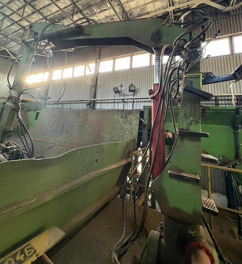 Used Bezner wood chip production line