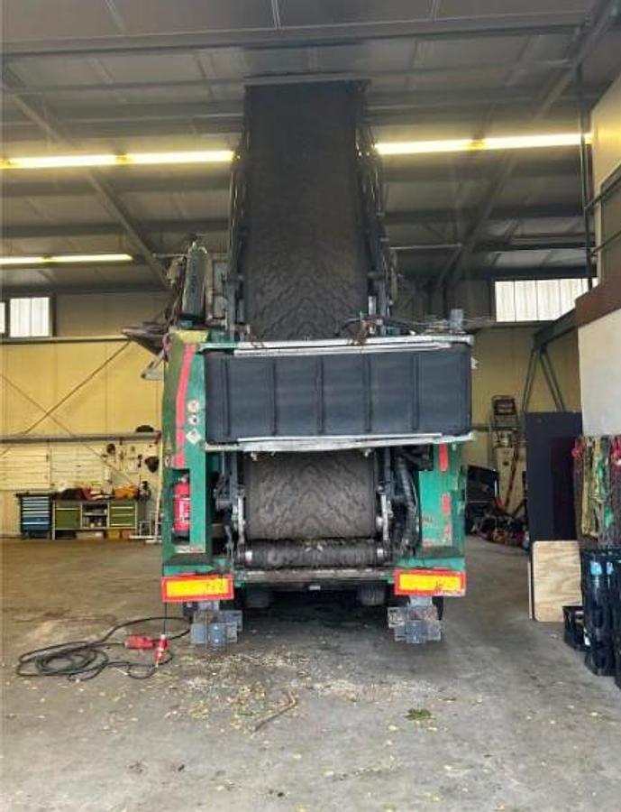 Used 2015 KOMPTECH Crambo 5200