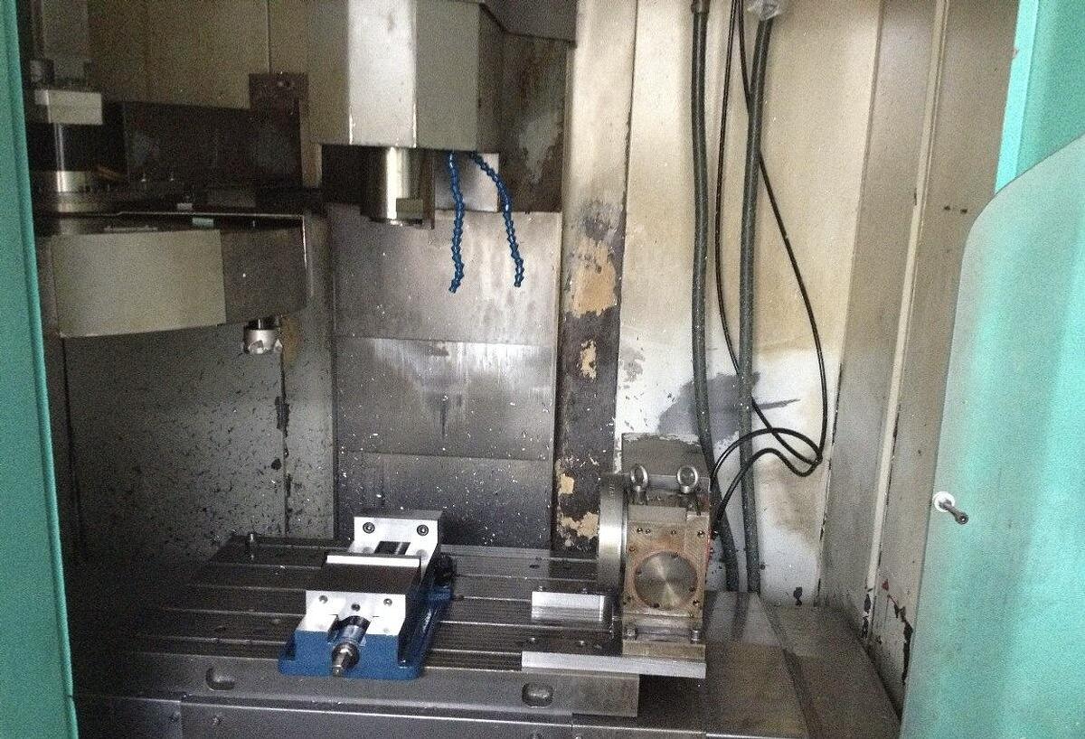 Used 1998 Deckel Maho DMC 63 V