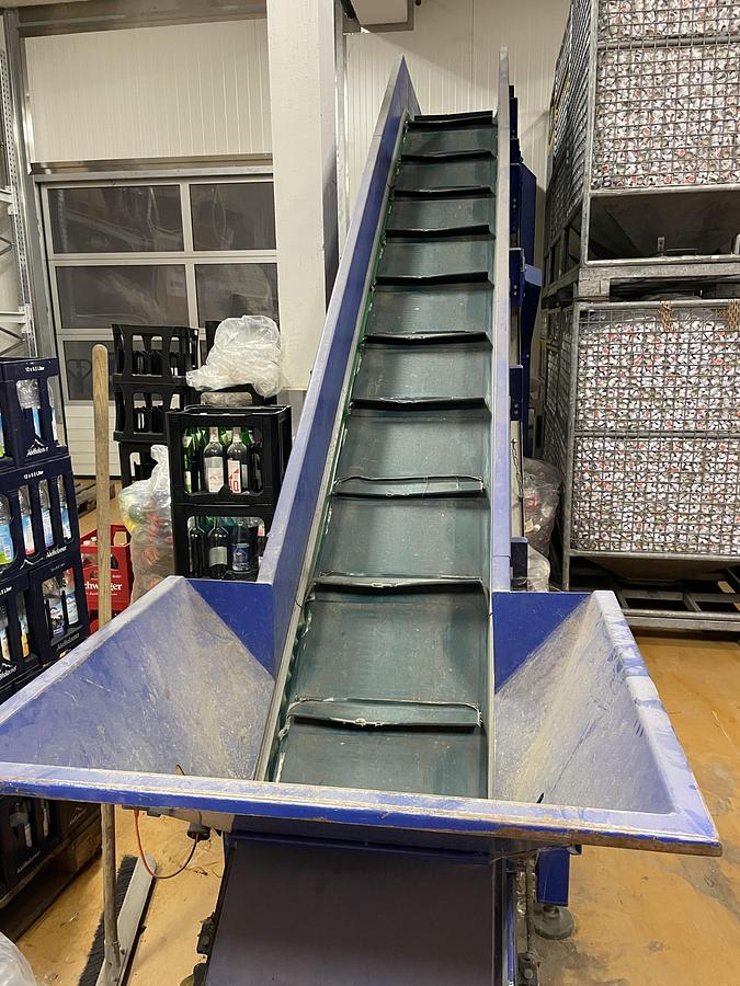 Used 2008 Strautmann PET Press BP900