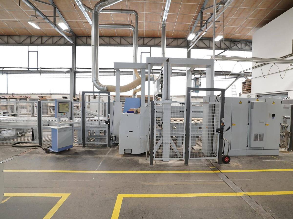 Used 2011 Homag HQP Crosscut Saw with Deep-cut Saw