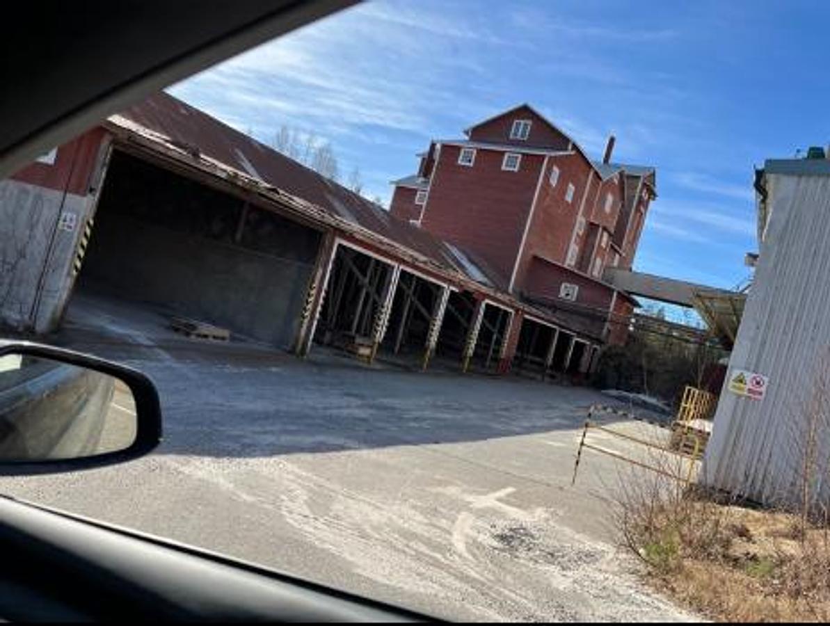 Used Complete Feldspar Processing Plant and Open-Pit Quarry For Sale