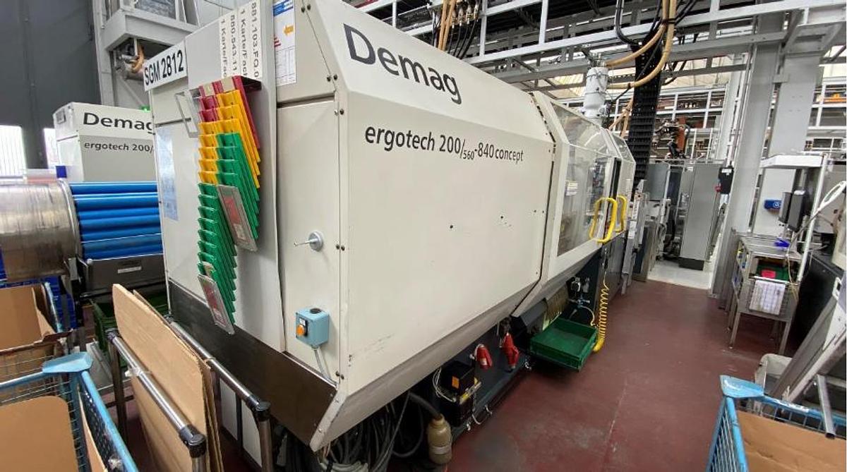 Used 2001 Demag 200/560-840 concept