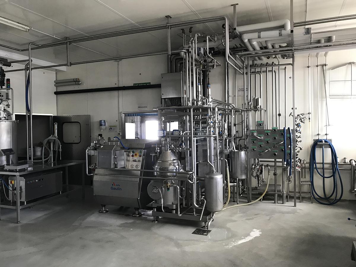 Used Dairy Processing Bundle — Pasteur 2500L/H with Centrifuge and Homogenizer, Bottling Line with Labeling System, and 400L Butter Churn