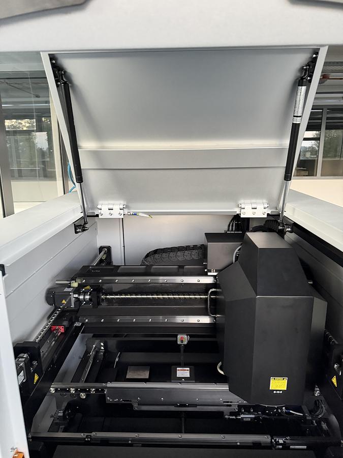 Used 2023 SAKI 3Di-LS2 18um 3D-AOI system
