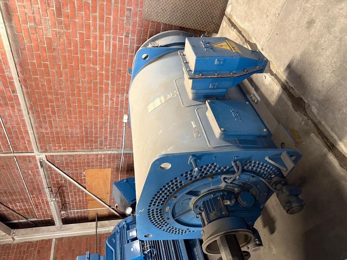 Used - Motor Accesories Package