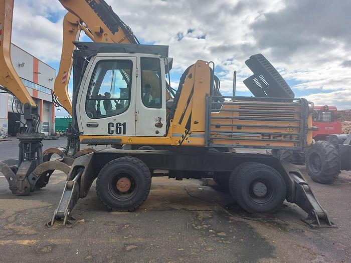 Used 2012 Libherr A 924CL