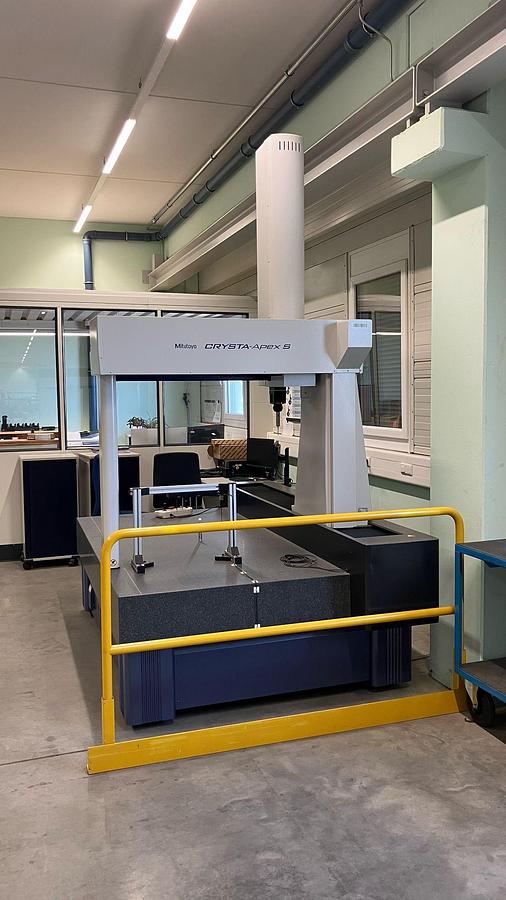 Used 2019  Mitutoyo Crysta-Apex S9168