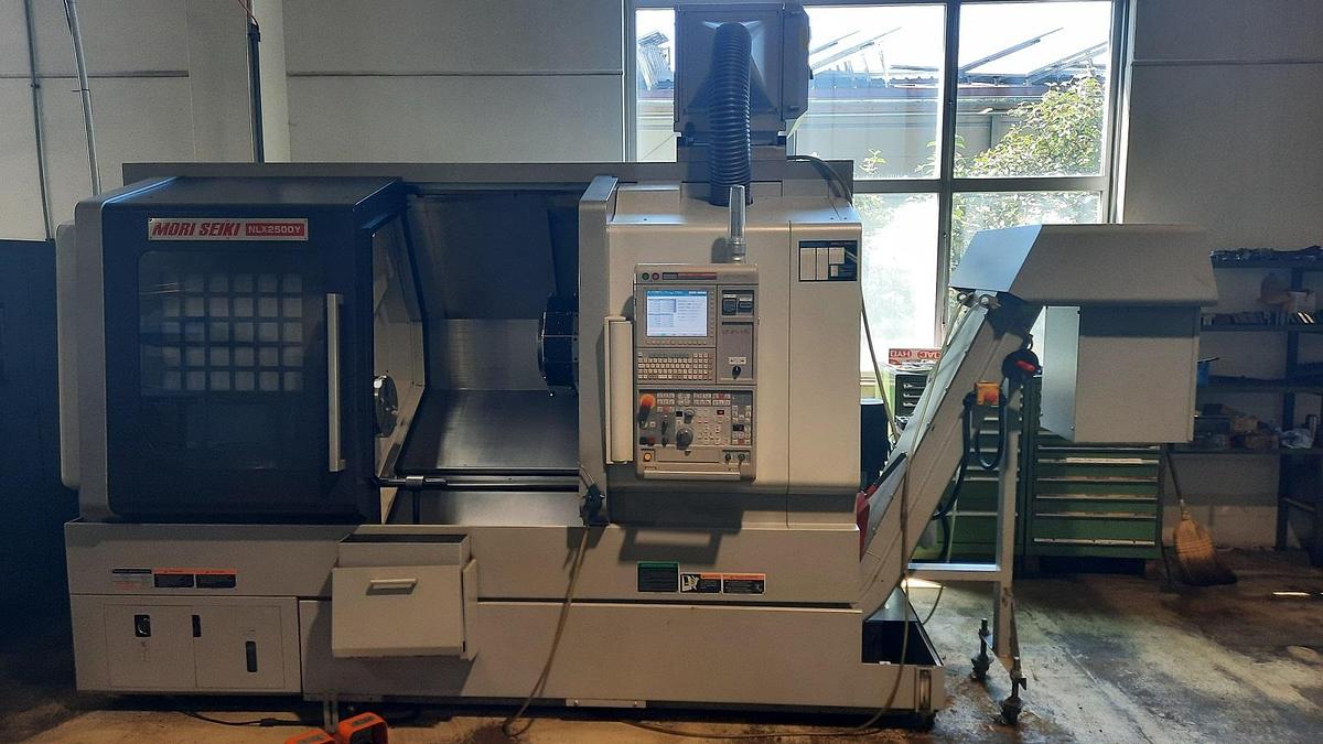 Used 2012 MORI SEIKI NLX 2500 Y/700