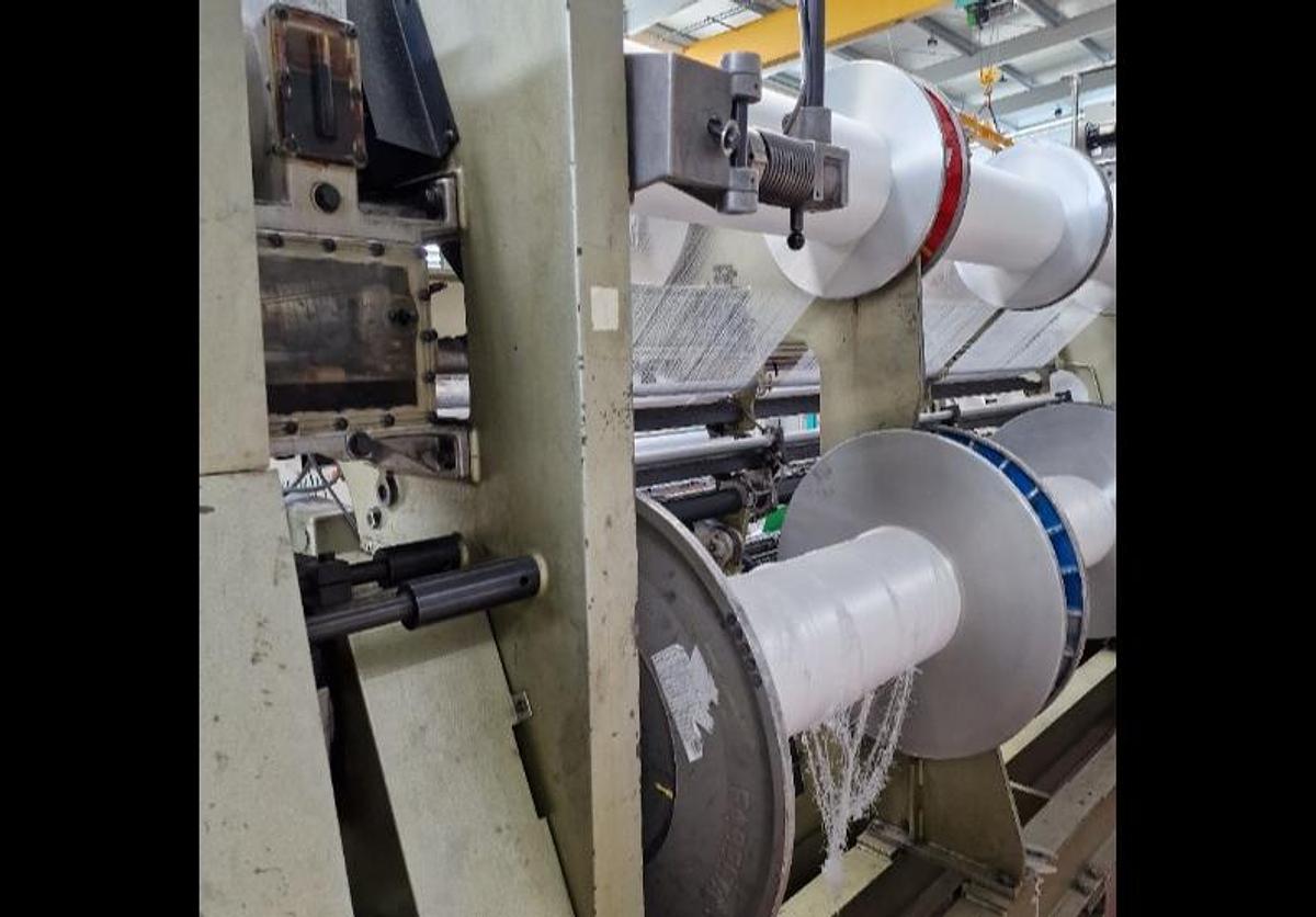Used 1988 Karl Mayer KS3 Warp Knitting Machine E28 130 inch
