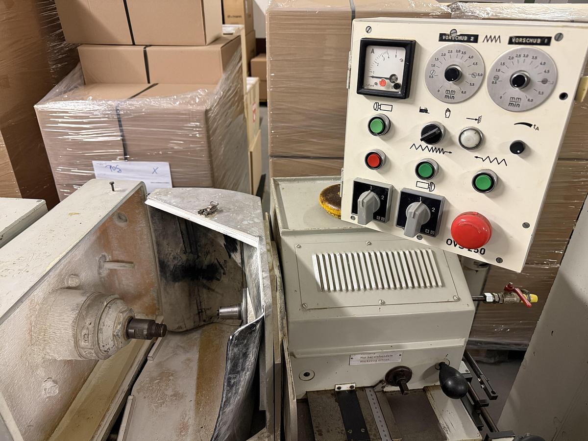 Used Carl Zeiss OVS 250 Glass Grinding Machine
