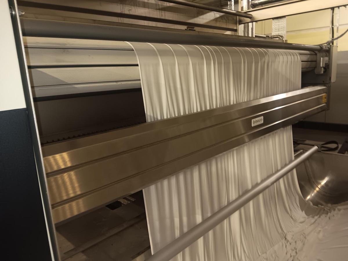 Used 2013 Menzel Washing Line