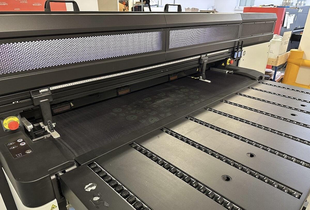 Used 2021 HP Latex R1000