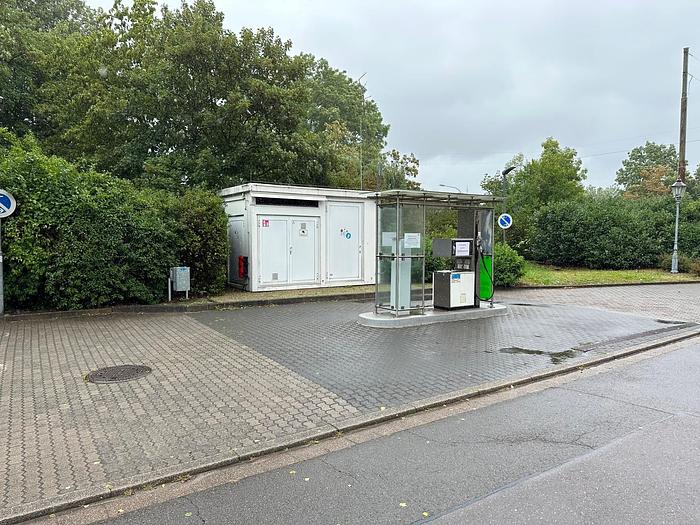 Used natural gas filling station