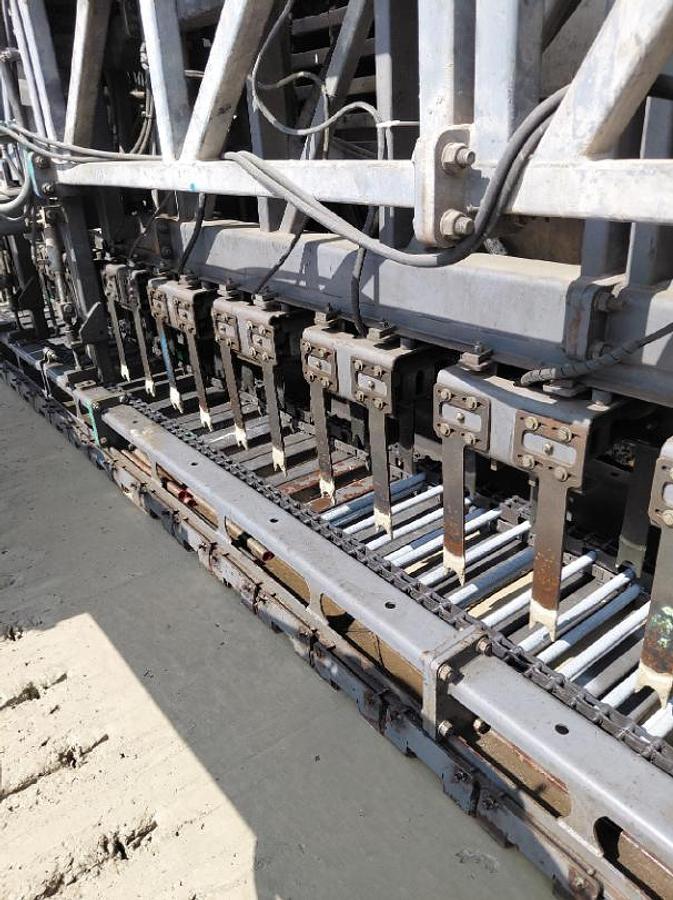 Used Wirtgen SP1500 Slipform Paver with TCM 1800