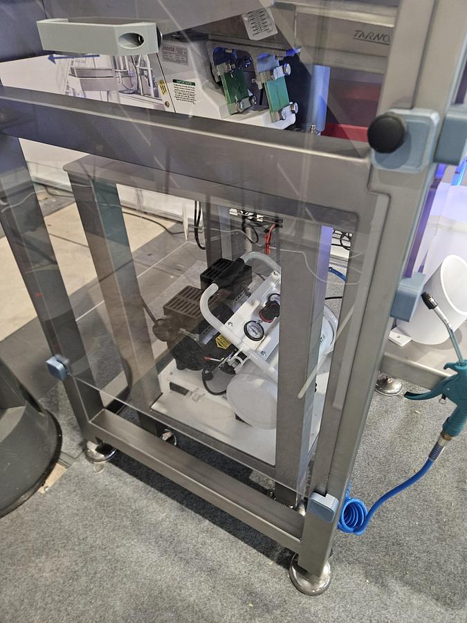 Exactpack weighing and filling machine