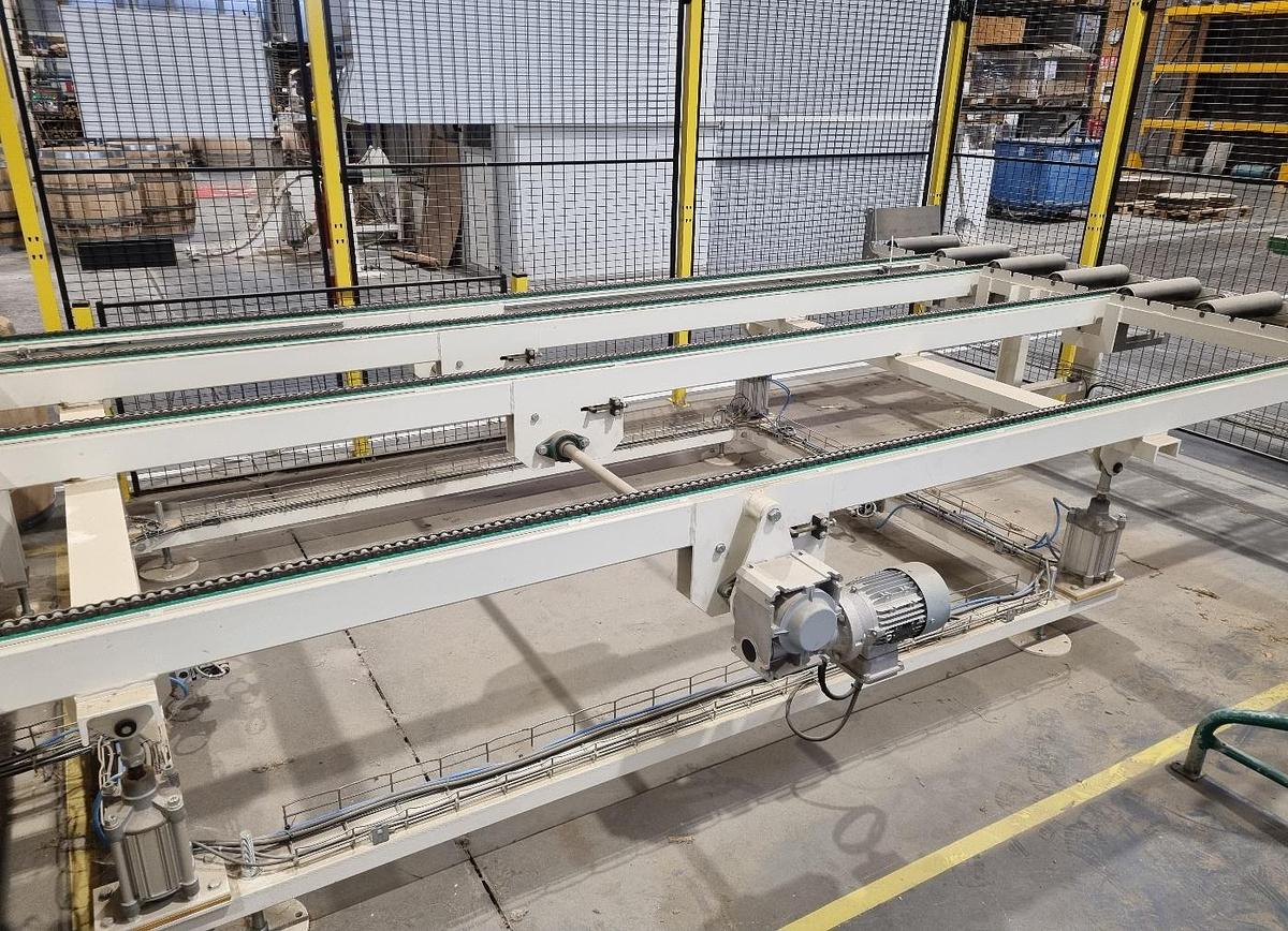 Used 2017 Weinig Profirip 450 M Board Cutting Line