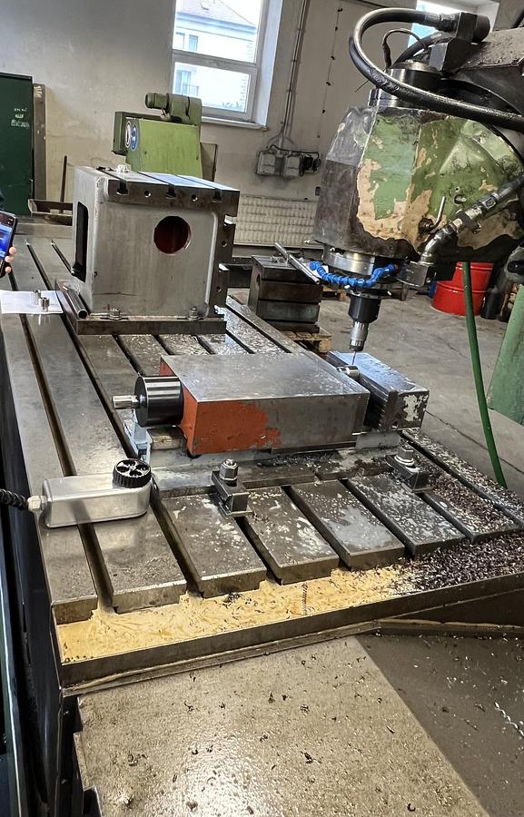 Used 1990 Zayer KFU 3000