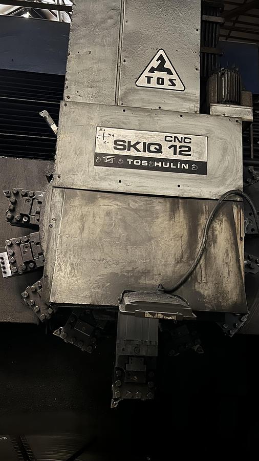 Used TOS SKIQ 12 CNC