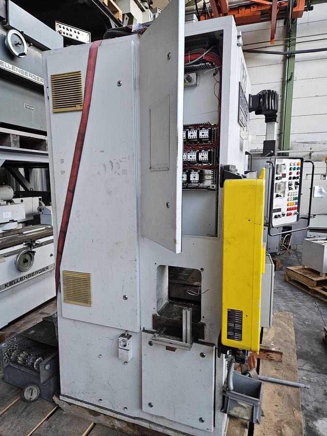 Used 1988 Bruderer DWP R07 25N