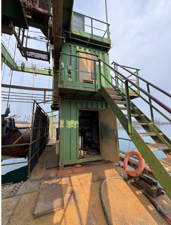 Used - Used Extraction Equipment Package – Dredger, Floating Conveyor System & Hopper Barge