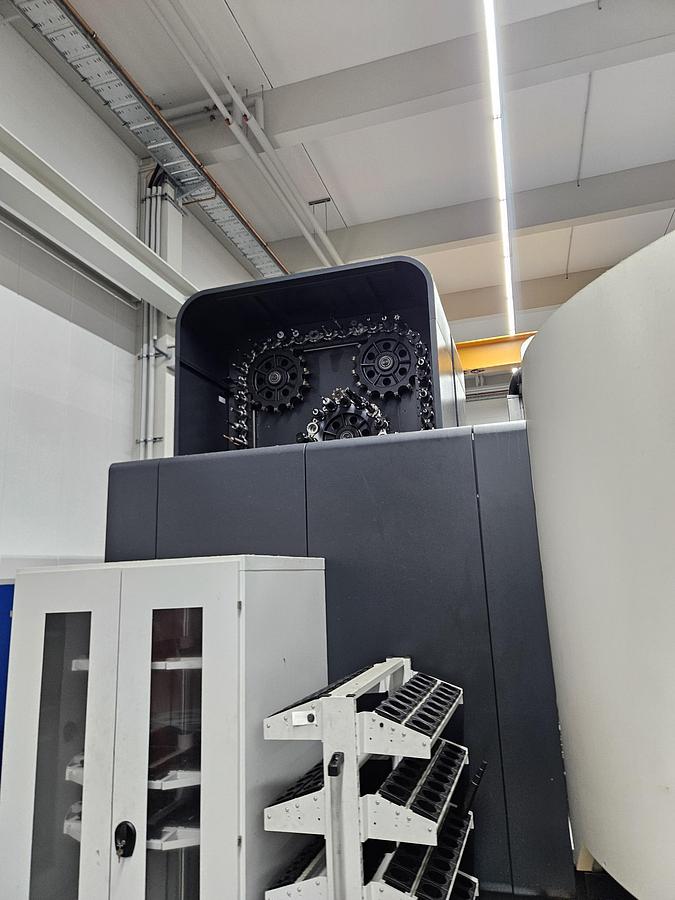 Used 2017 Deckel Maho DMC 160 duoBLOCK