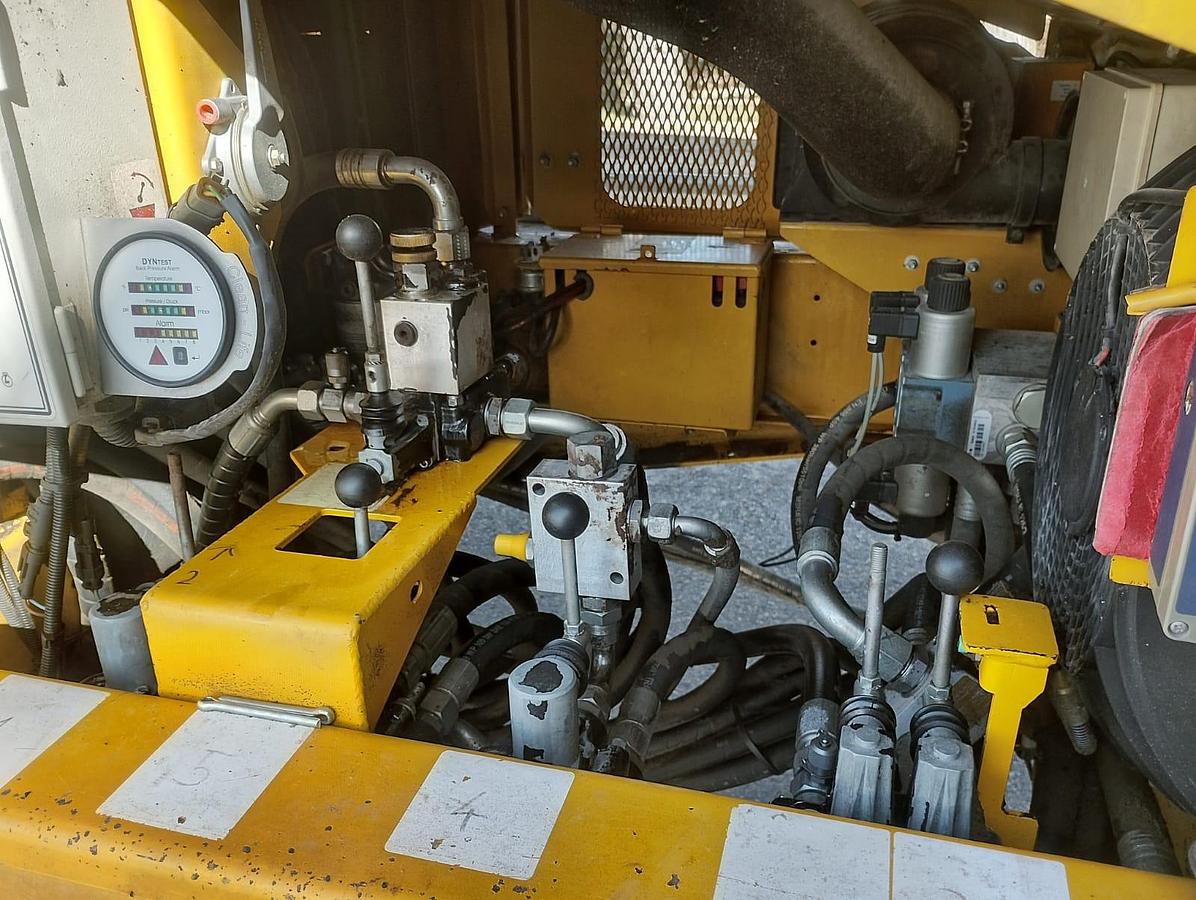 Used 2010 Terex Finlay Heavy Duty Screen 883