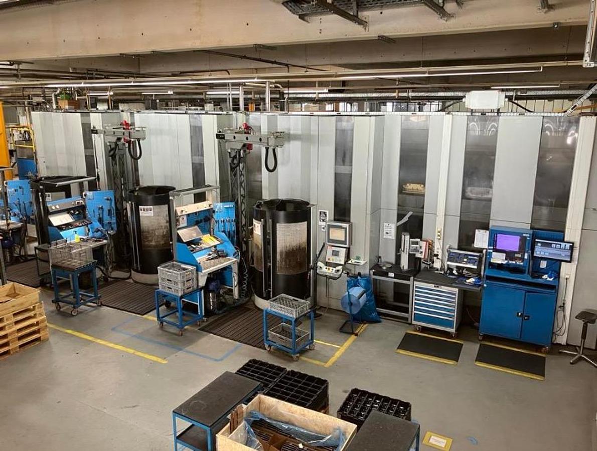 Used Toyoda FH 630 SX Horizontal Machining Center System with RGV
