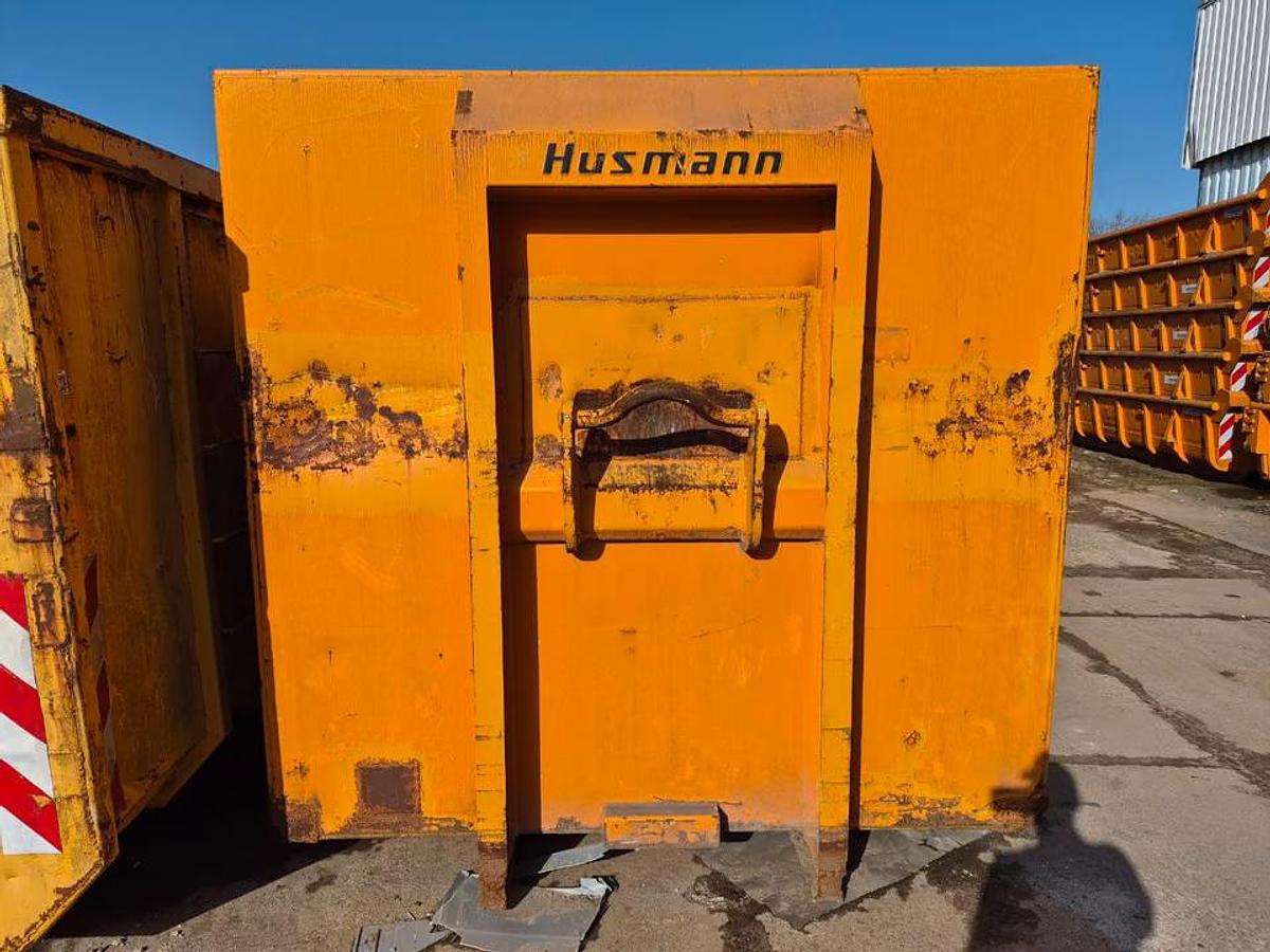 Used 2019 Husmann MP100TS Container Press including 3 Press Containers