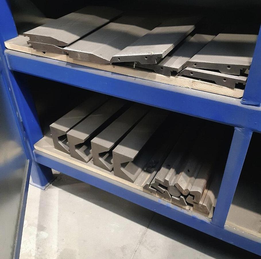 Used 2000 Safan CNCL-K-300-4300 TS1