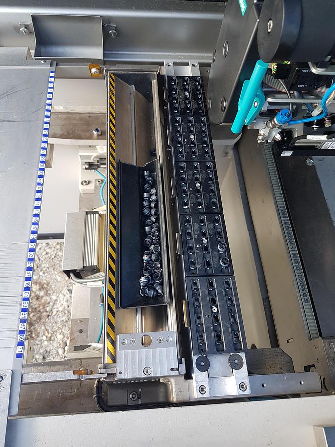 Used Siemens Siplace SMT Machines  Package