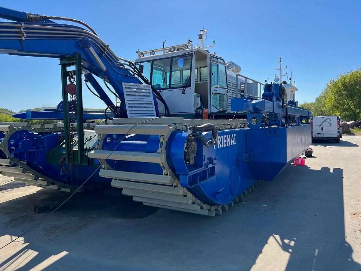 Multifunctional Amphibious Dredger PRIENAI