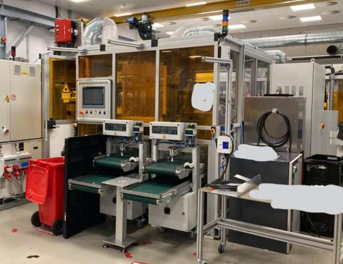 Used 2016 Krauss Maffei 80-180 CX with Yaskawa-Robot MH24 / DX 200 handling and peripherals