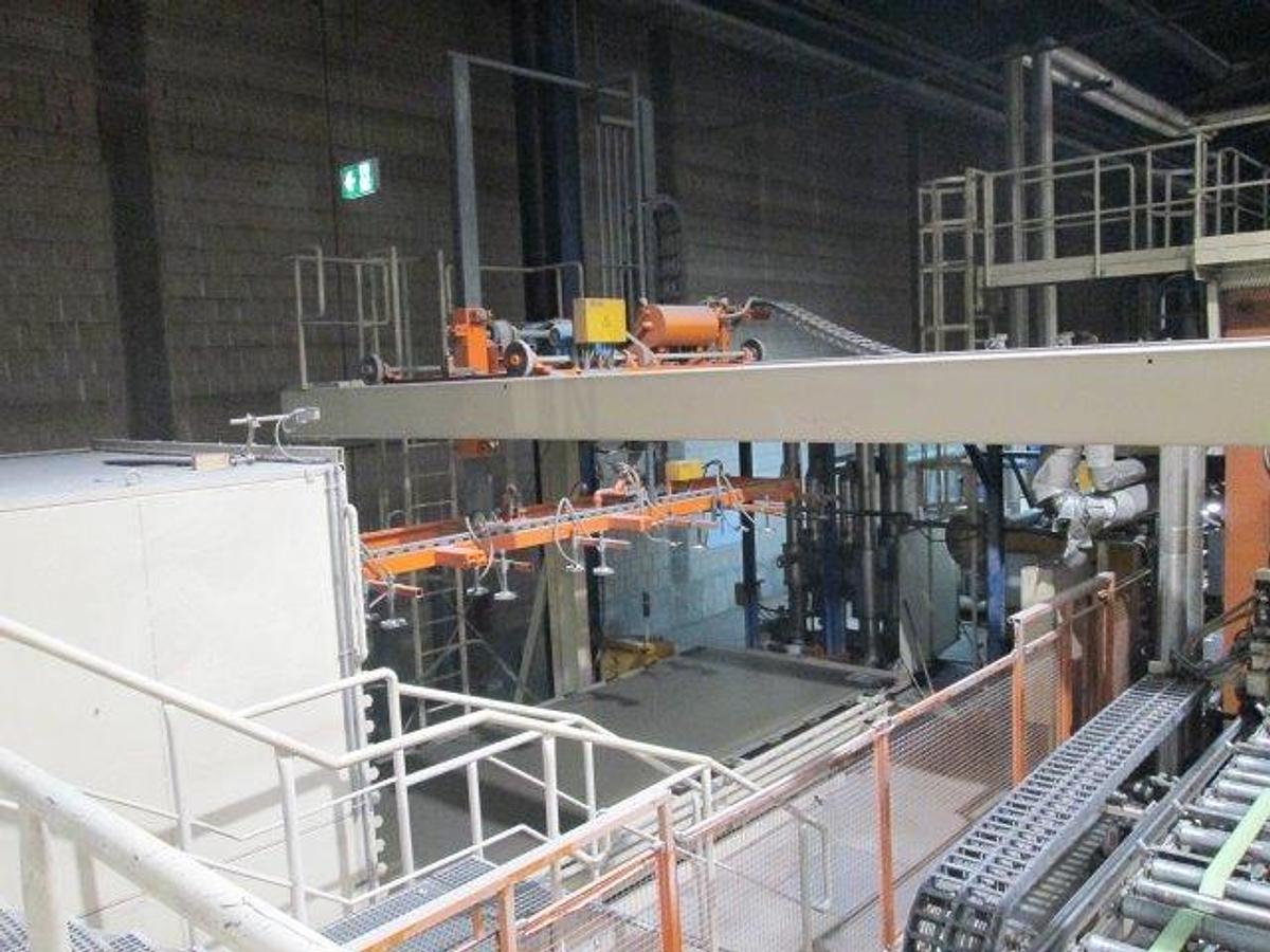 Used 2001 Wemhoener DEK 06 Single-Level Short-Cycle Press
