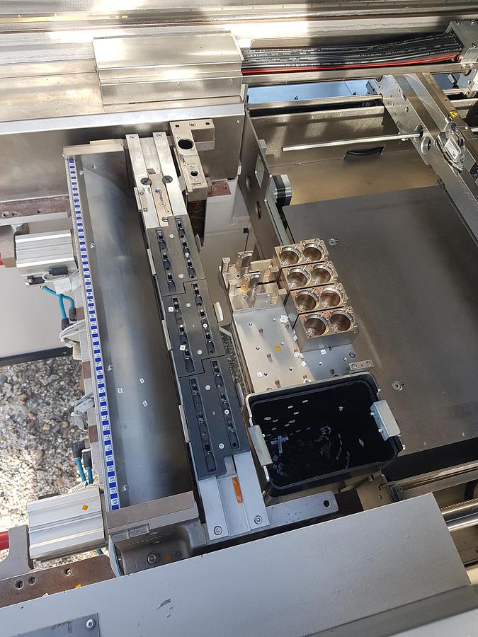 Used Siemens Siplace SMT Machines  Package