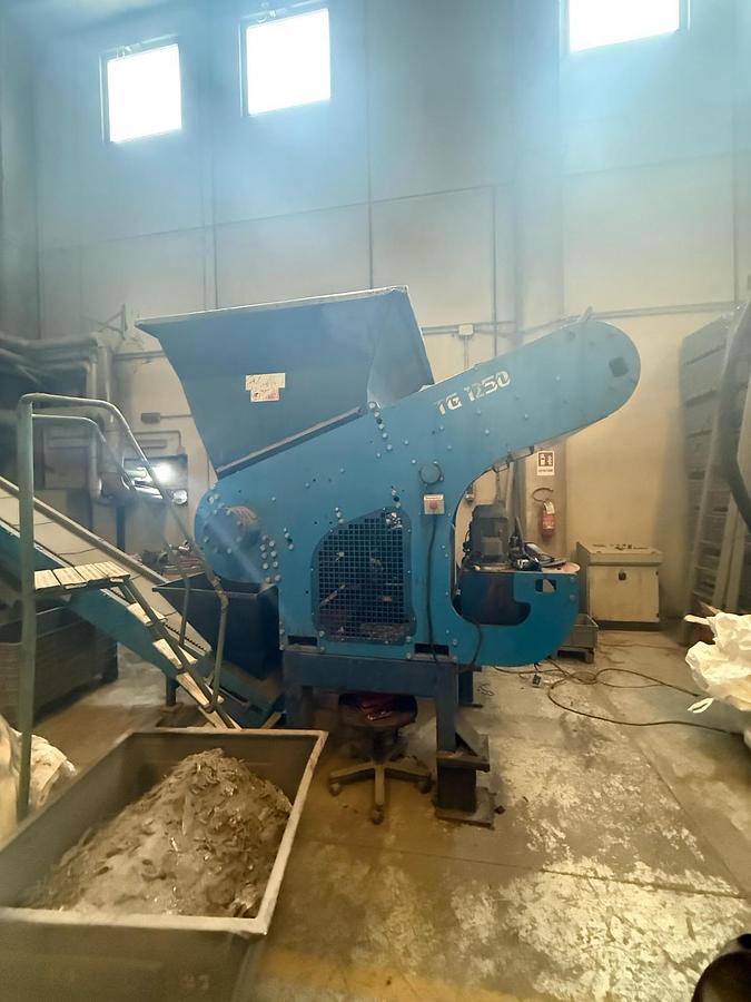 Used Tecnoecology Cable Granulator Line 1000 kg/h