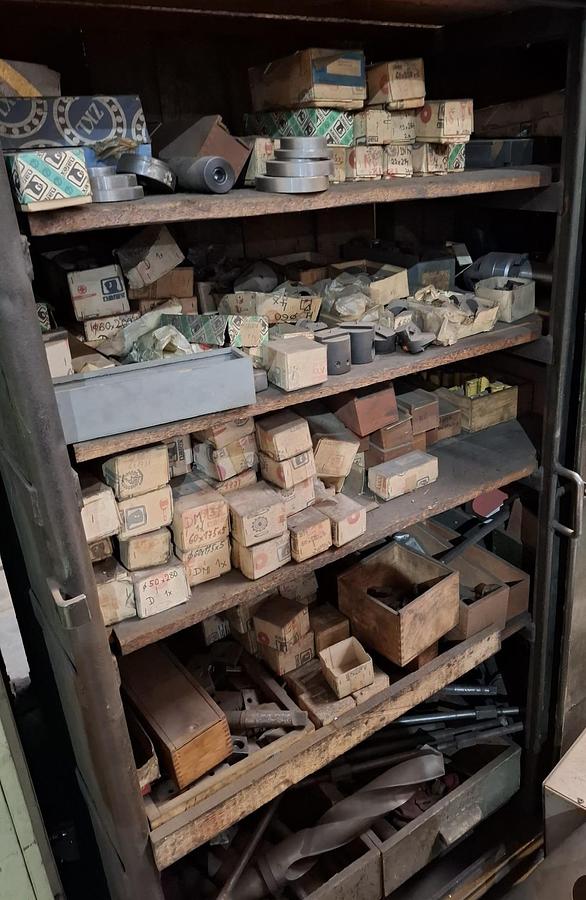 Used 1995 TOS WHQ 13.8 CNC