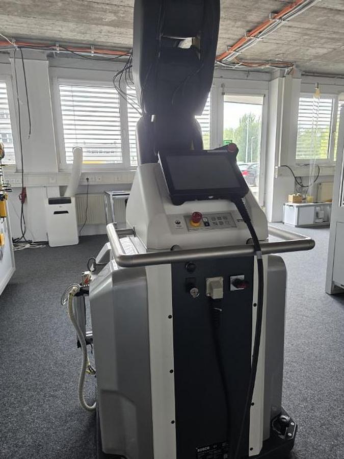 Used 2016 Bosch APAS assistant i6 Industrial Robot