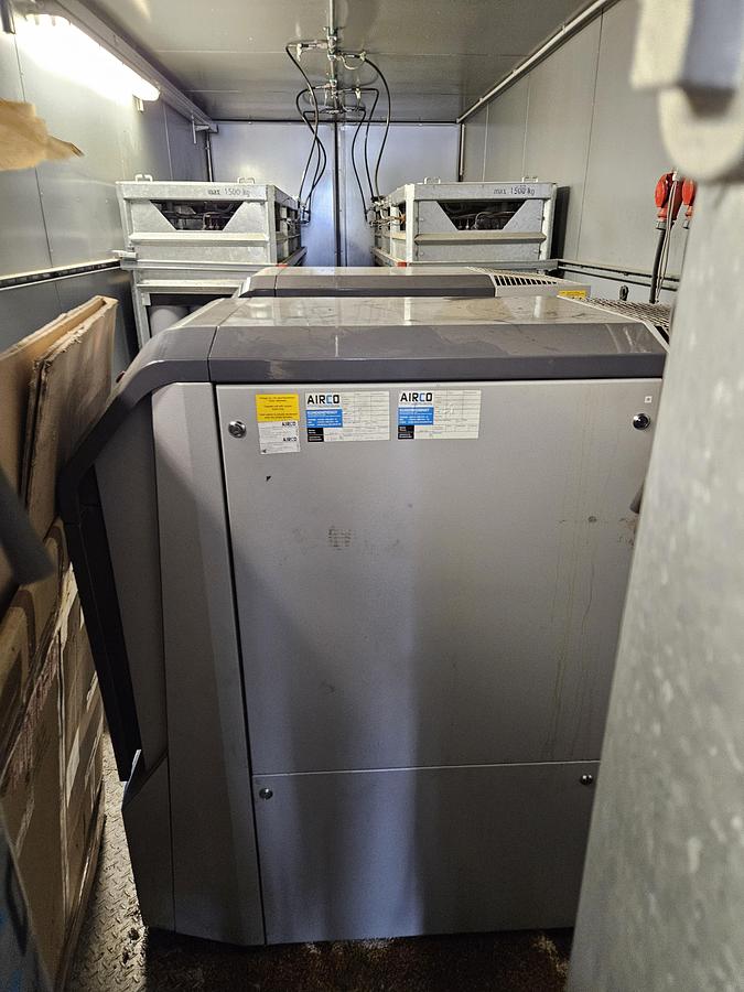 Used Airco Nitrogen container