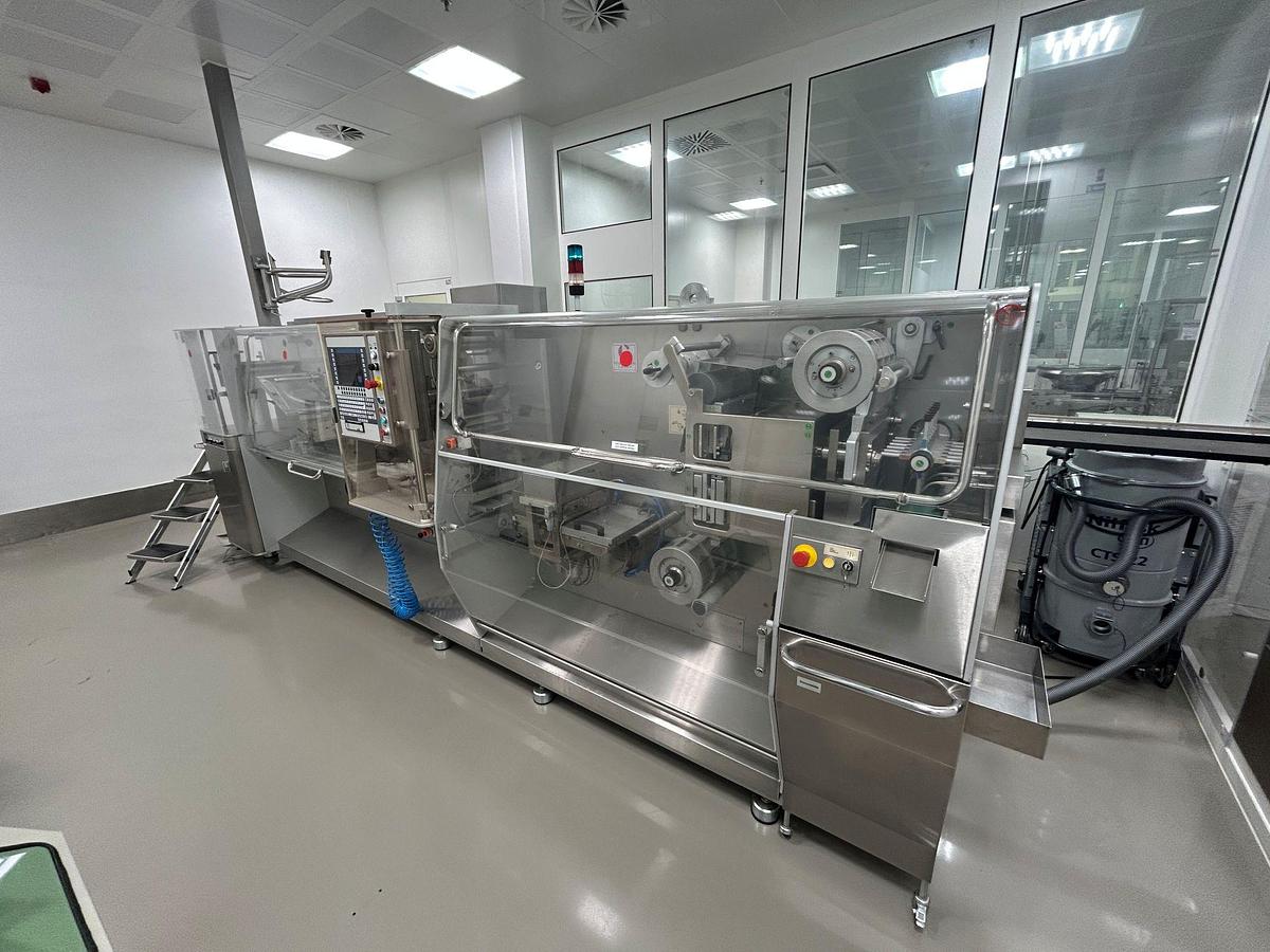 Used 1996 Marchesini MB450 Blister Packaging Machine