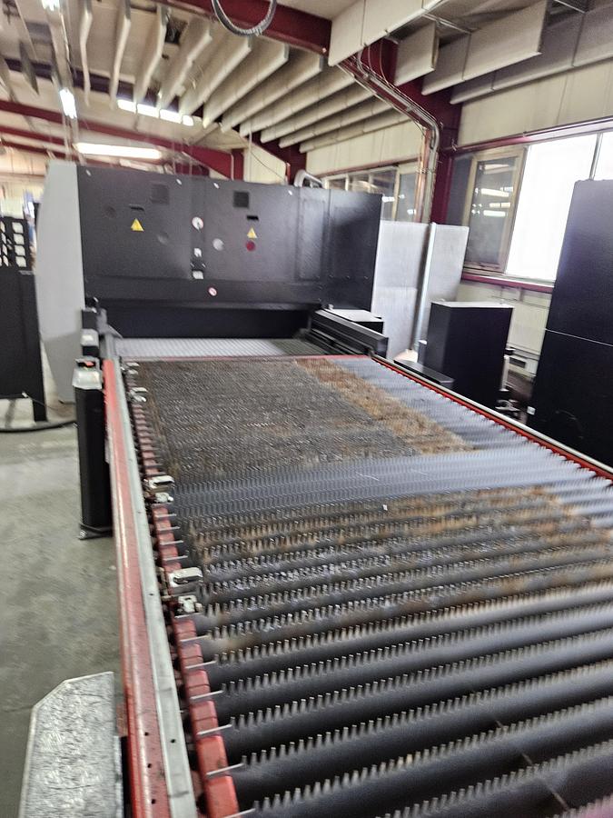 Used 2018 Amada FLC3015 AJ-C2R