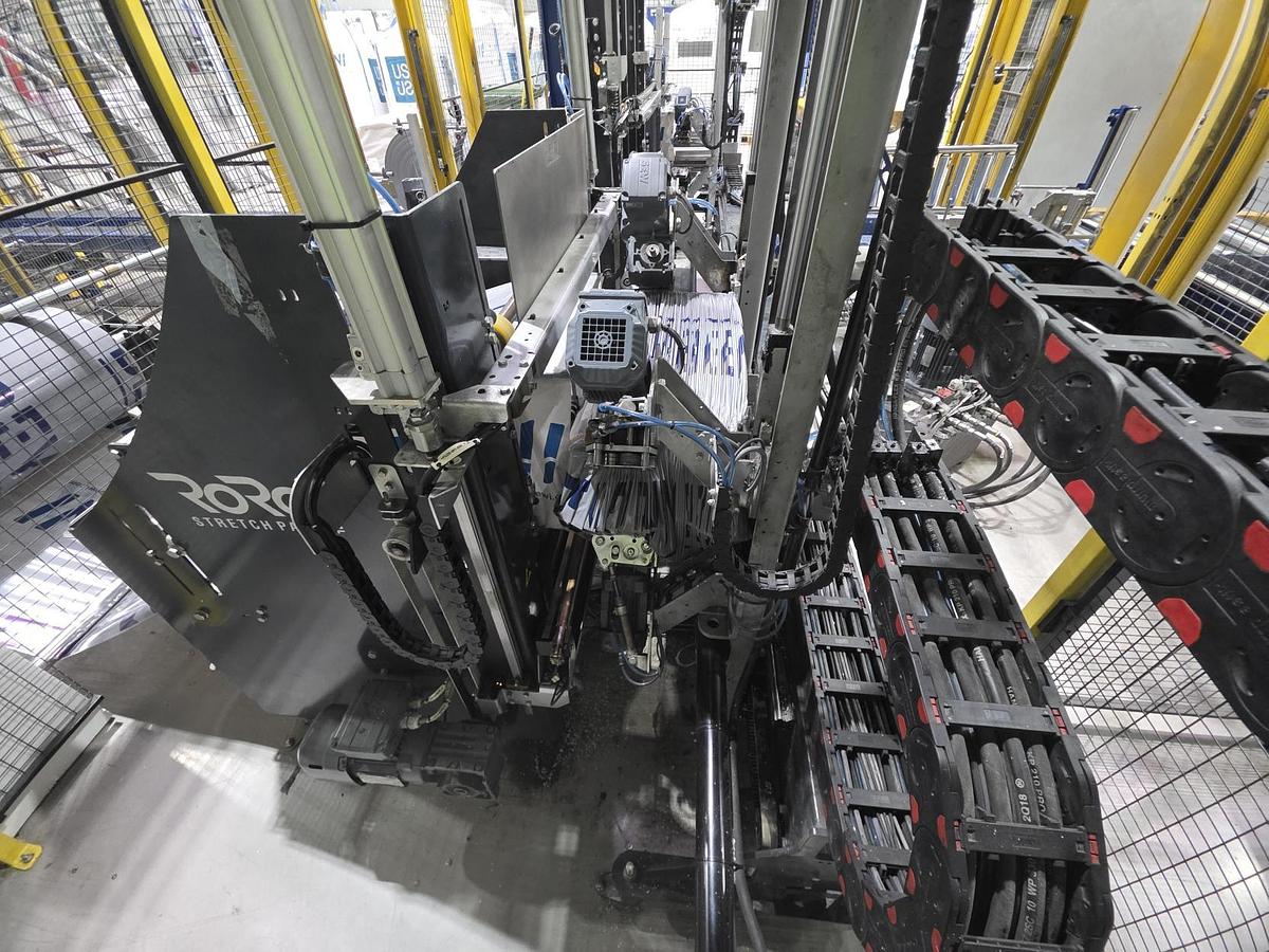 Used Tentoma RoRo StretchPack Semi-flow Packaging Machine