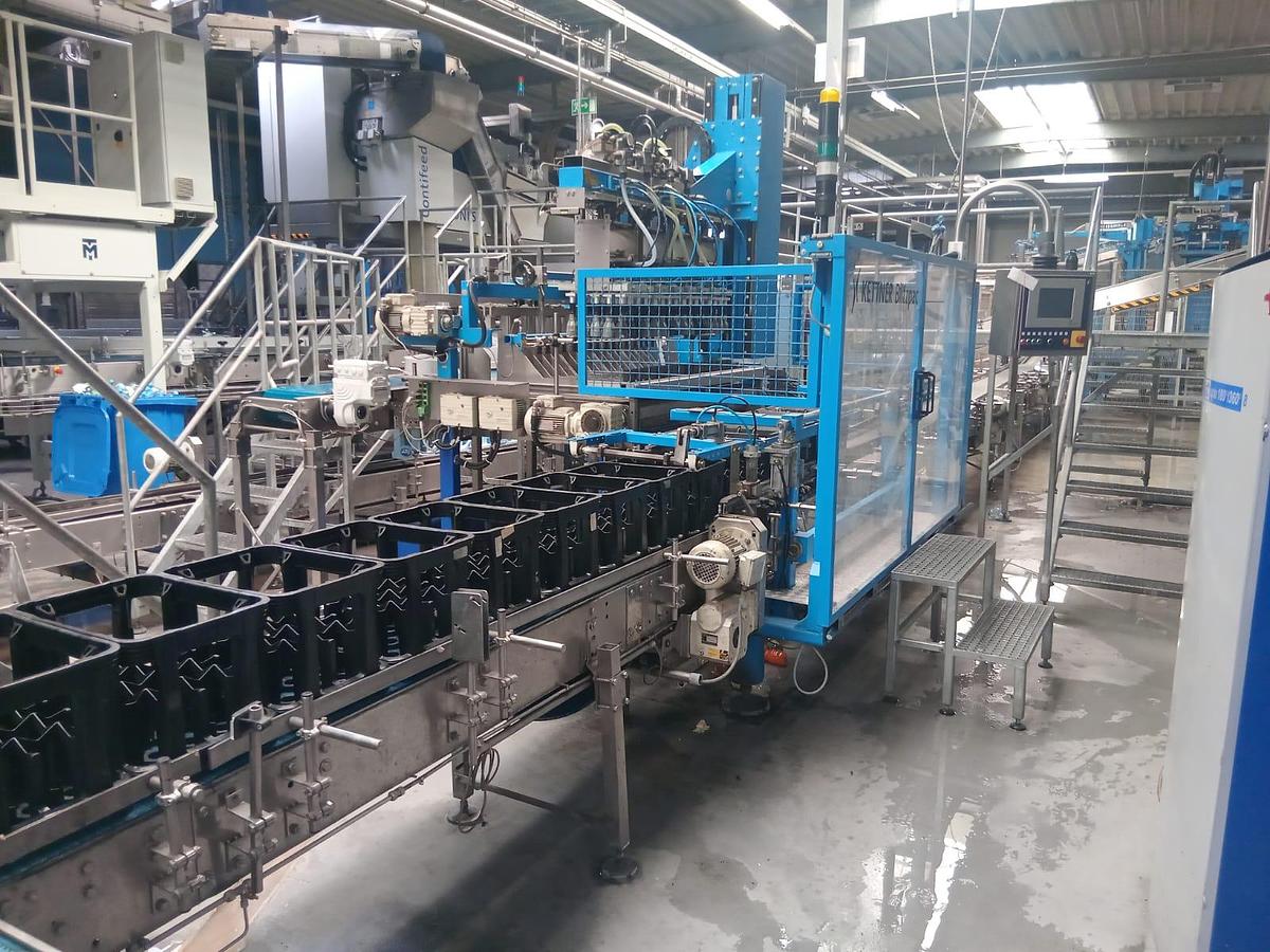 Used 2003 Kettner PET Crate Packer