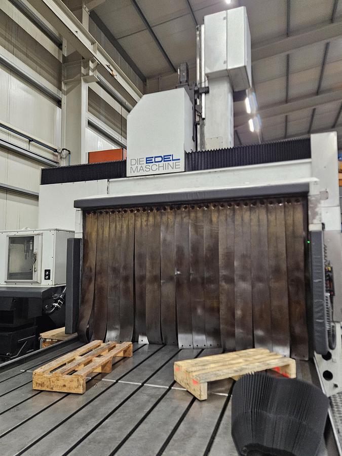 Used 2009 Edel CP 3020