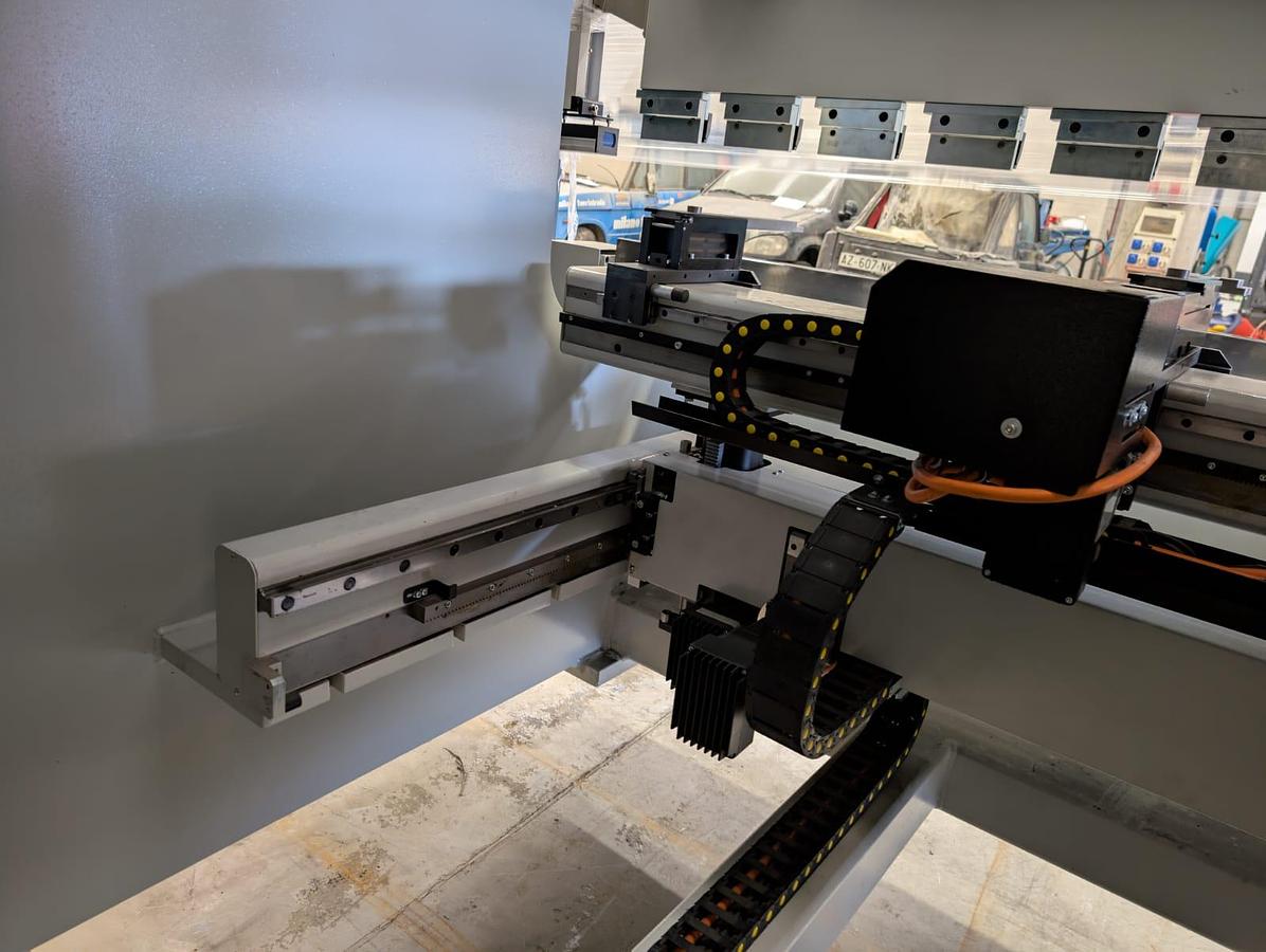 Used 2023 Warcom  Logica  100-2500