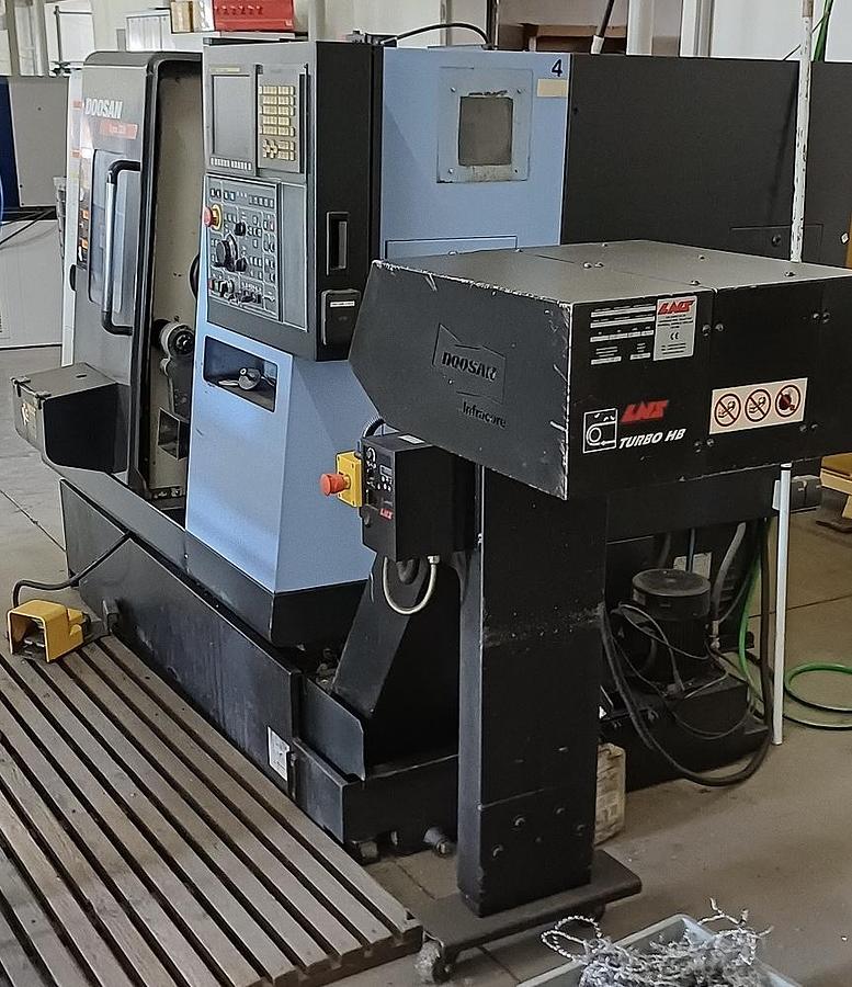 Used 2012 Doosan Lynx 220