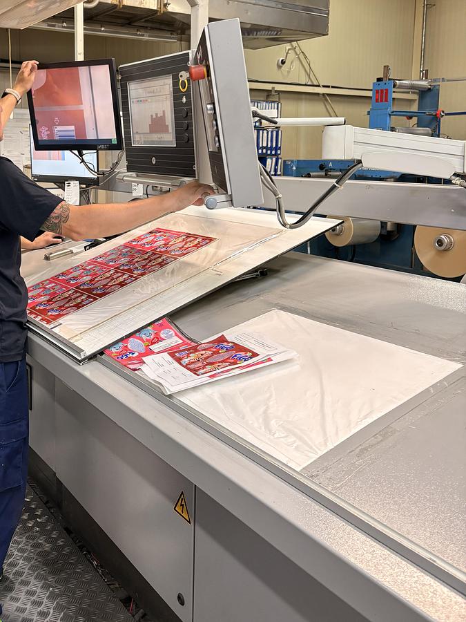 Used 2012 Müller Martini Alprinta 52 V