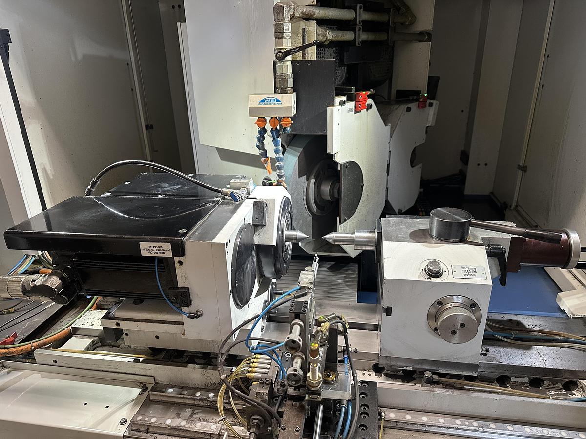 Used Weiss W 11-CNC Universal Cylindrical Grinding Machine
