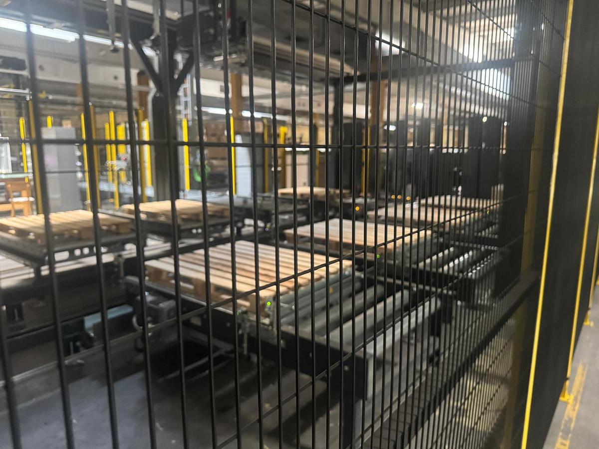 Used 2023 KOCH Automated Carton Palletizing System